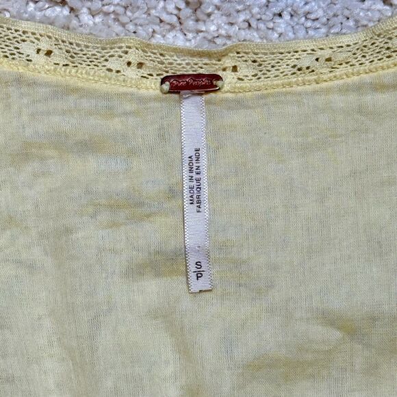 SOLD Free People Yellow V Neck Button Up Ruched Lace Flutter Sleeve Blouse Top S - Picture 5 of 12